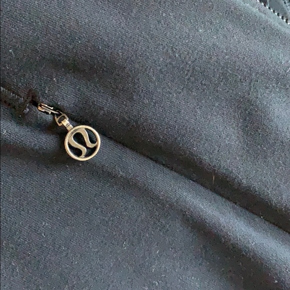 Lululemon black jacket - Picture 9 of 10
